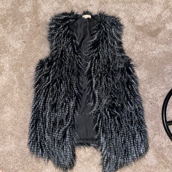 Jackets & Blazers - Beautiful vest! Worn once, any more pictures feel free to ask!